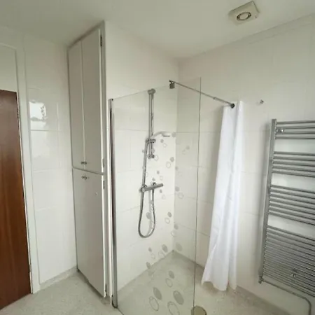 Pansiyon Cozy Retreat Room, Sheared House